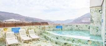 Benikea Hotel CheongDo Hot Spring