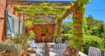 Villa Familiale Six-Fours-les-plages6 bedrooms and pool