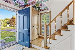 Interior - Traditional With a Twist in Snyder (Buffalo)