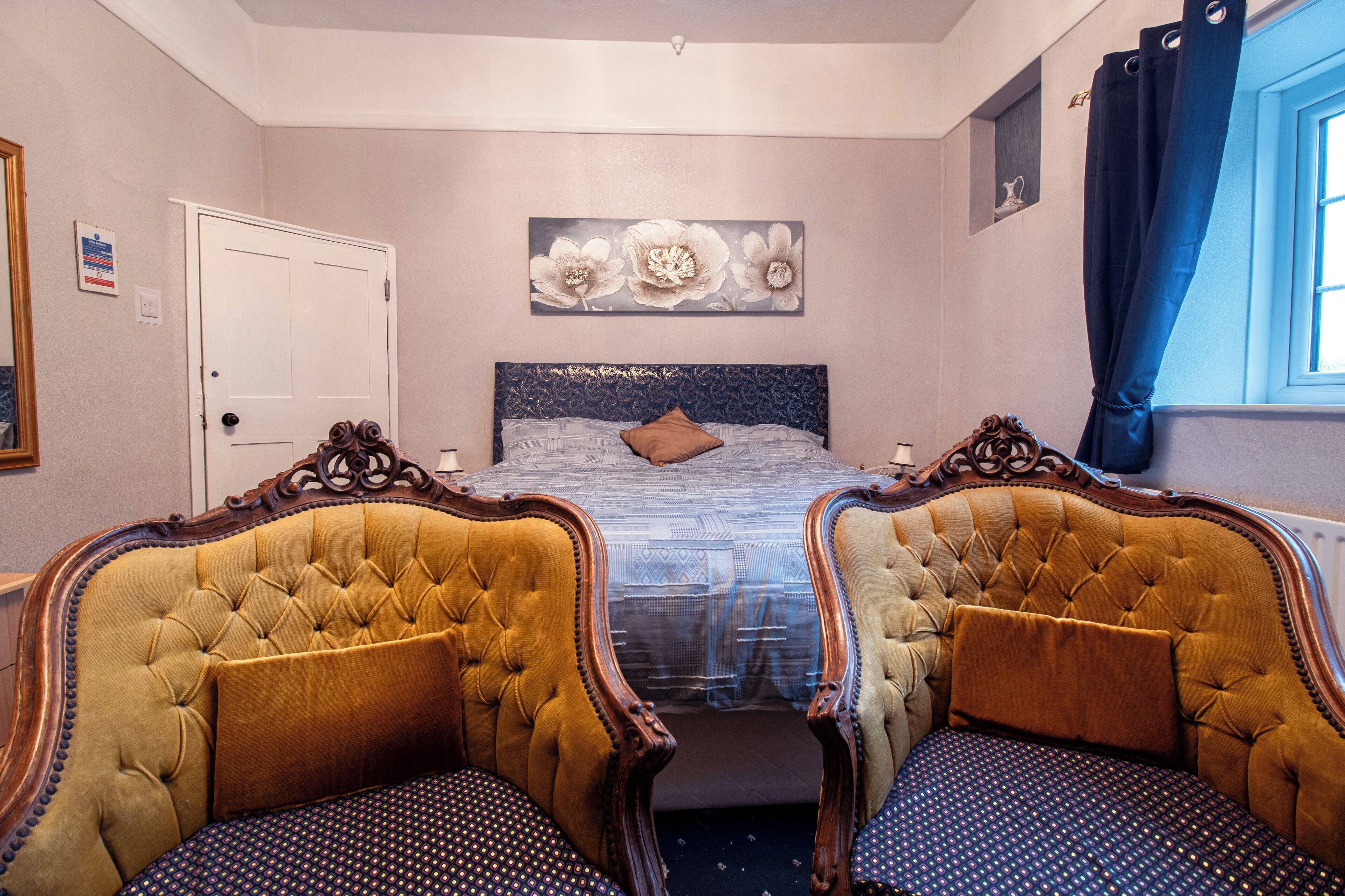 Family Suite, Non Smoking, Pets Not Allowed | Blackout drapes, iron/ironing board, free WiFi