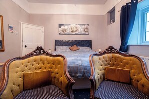 家庭套房, 无烟房, 不可带宠物 | 遮光窗帘、熨斗/熨板、免费 WiFi