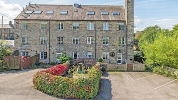 Mặt tiền nơi lưu trú