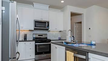 Apartament | 3 dormitoris i Internet