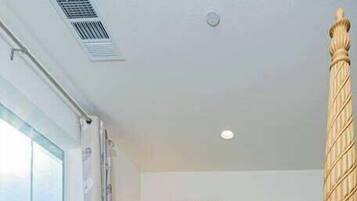 Apartment | 3 bedrooms, Internet