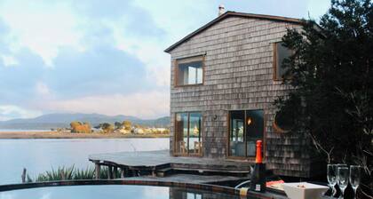 palafito cucao lodge