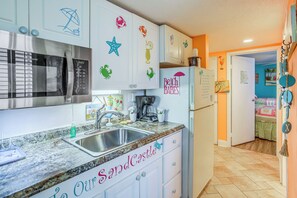 Apartment (1 Bedroom) | Interior