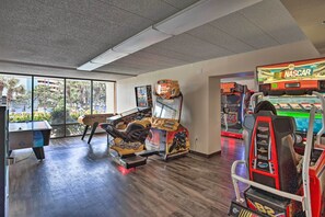 Apartment (1 Bedroom) | Interior - Oceanfront Myrtle Beach Condo: Resort Perks! (Myrtle Beach)