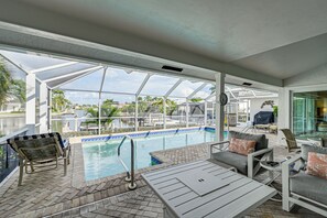 House (3 Bedrooms) | Interior - 2 Mi to South Beach: Waterfront Home w/ Lanai! (Marco Island)