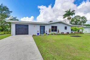 House (3 Bedrooms) | Interior - 3 Mi to Downtown Bradenton: Family Home w/ Yard! (Bradenton)