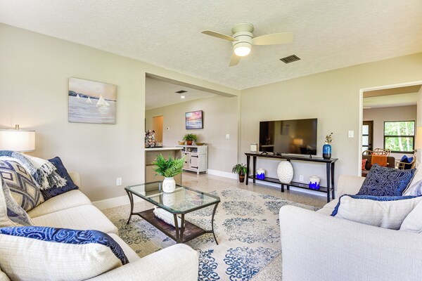 3 Mi To Downtown Bradenton: Family Home W/ Yard! - Bradenton, FL