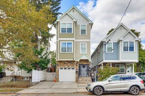 Interior - Quiet Newark Apt Near Colleges, Arenas & Hospitals (Newark)