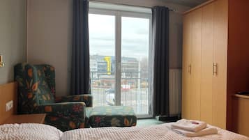 Apartamento luxo, 1 quarto, sacada, vista para o pátio | Quartos à prova de som