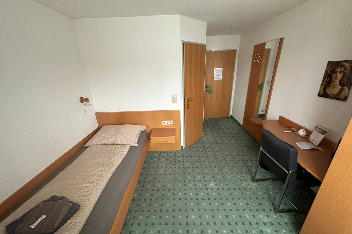 Basic-Einzelzimmer | Schallisolierte Zimmer, Bettwäsche