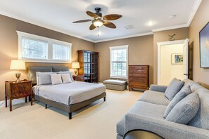 House (4 Bedrooms) | Interior - Extended-stay Oasis! Prime St Pete Home w/ Office (St. Petersburg)
