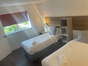 2 chambres, fer et planche Ă repasser, Wi-Fi, literie fournie