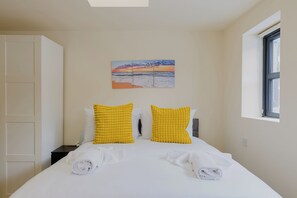 Unclassified image, 5 of 18, button - Inviting 1BD Flat in the Heart of East London (Greater London)