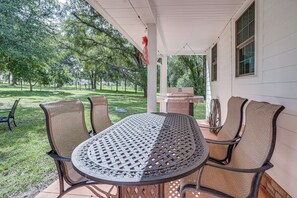 House (3 Bedrooms) | Front of property - Pet the Sheep! Rural & Spacious Polk City Retreat (Polk City)