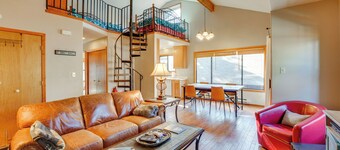 3 Blocks to Angel Fire Resort: Kid-friendly Condo