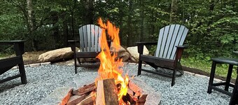 Hike, Ski & Relax: Renovated Retreat in Wilmington