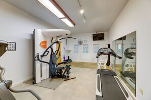 Apartment (0 Bedroom) | Interior