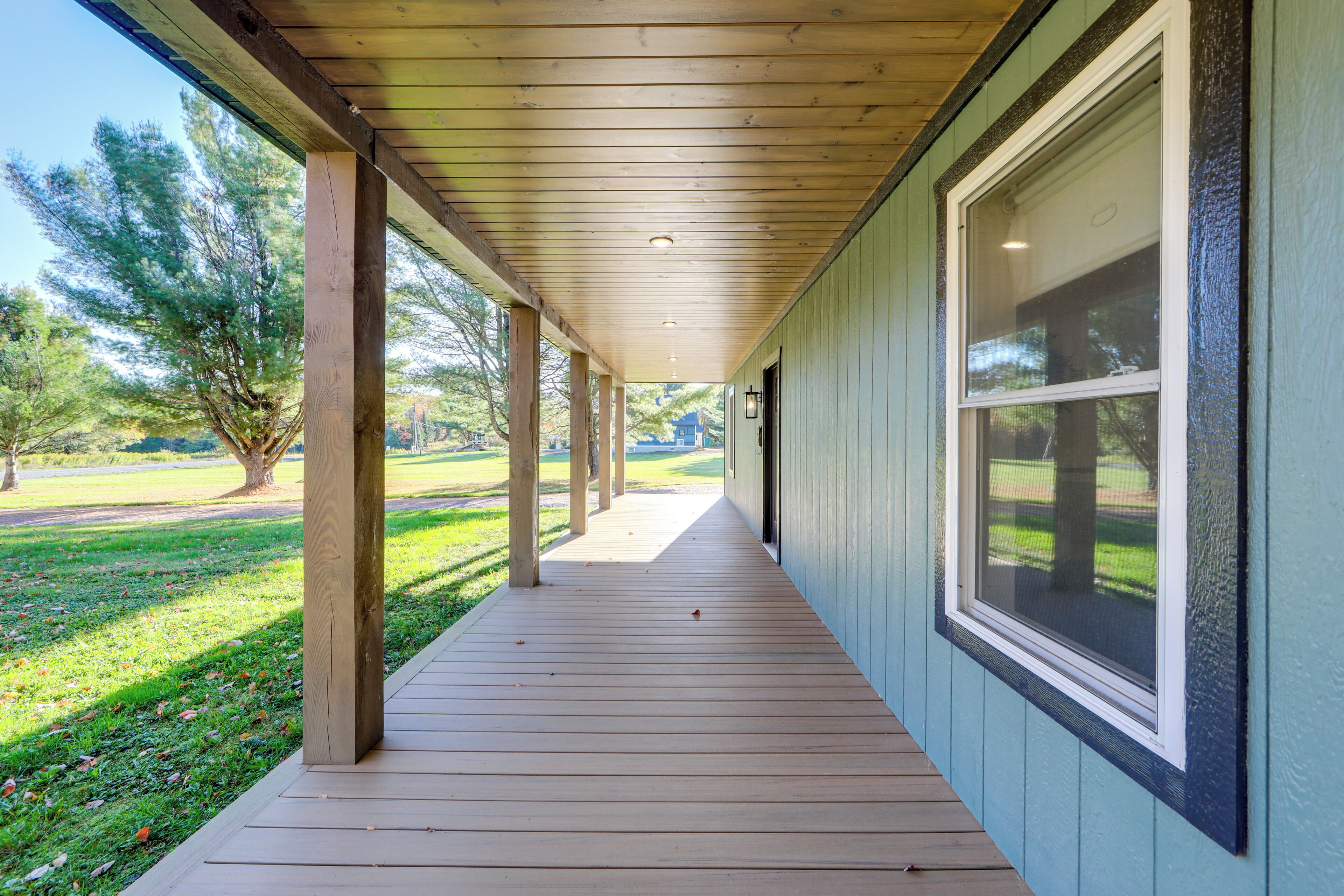 House (2 Bedrooms) | Interior