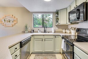 Apartment (1 Bedroom) | Interior