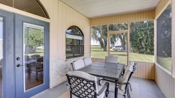 House (3 Bedrooms) | Front of property