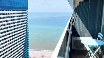 Apartment, 1 Bedroom, Balcony, Sea View | Balcony view