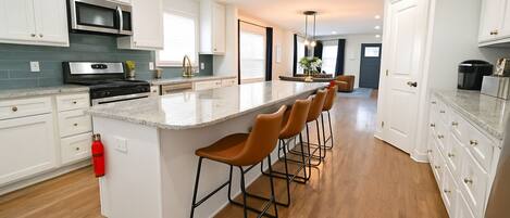 Mikrowelle, Ofen, Herdplatte, GeschirrspĂŒler