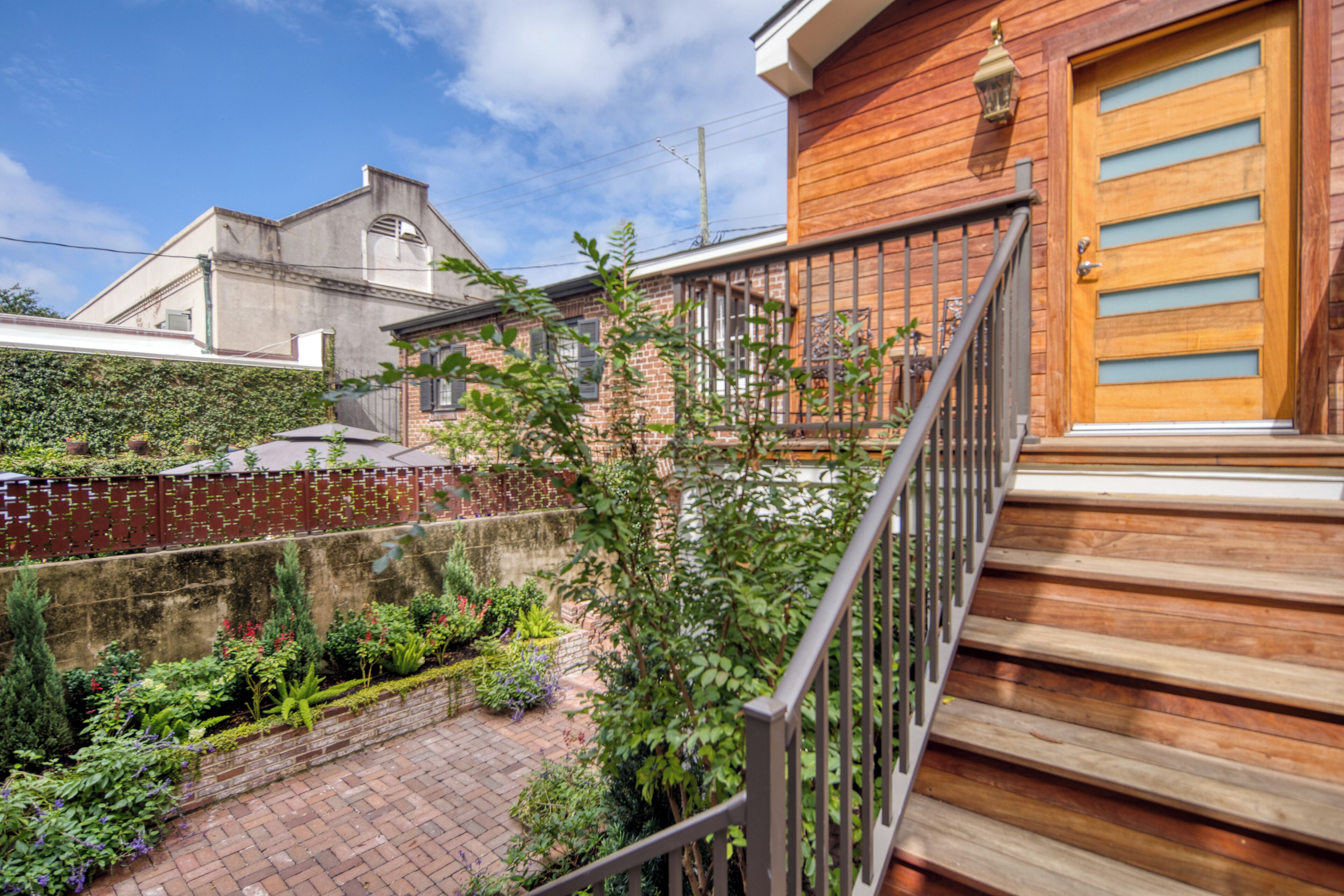 تفاصيل الفندق من الخارج