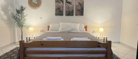 2 chambres, fer et planche Ă repasser, Wi-Fi, draps fournis