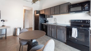 Apartment, 1 Bedroom (1 Bedroom) | Dining room -  Landing Furnished Apartments Downtown Memphis (Memphis)