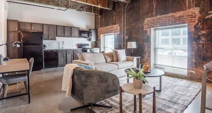 Landing Furnished Apartments Downtown Memphis