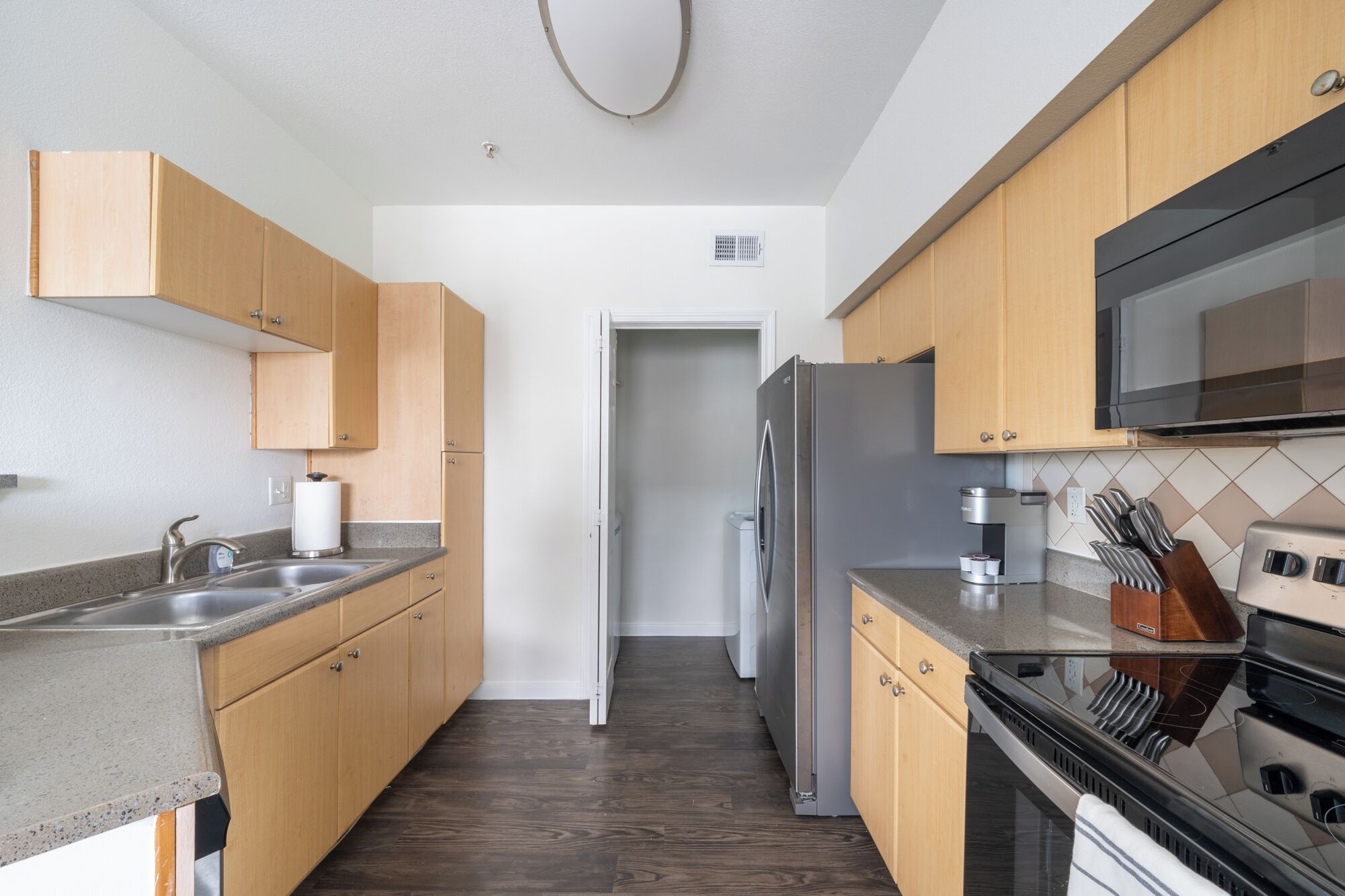 Appartement (2 Bedrooms) | Cuisine privée | Réfrigérateur, cafetière/bouilloire