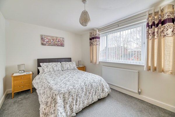 One Bed In Guilden Sutton By Guestz - Chester