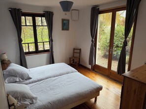 17 soverom, strykejern/-brett, wi-fi og sengetøy