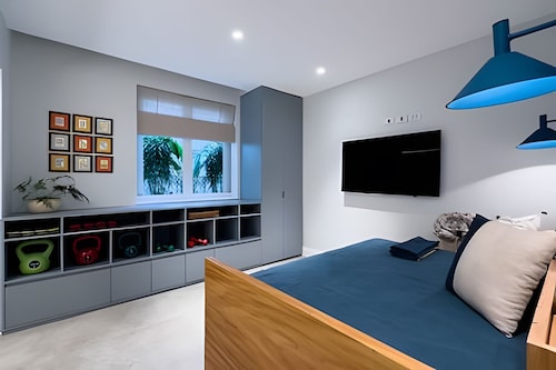 Ipanema | Duplex no melhor local do bairro, a pouco metros da Praia - por Casapē Rio