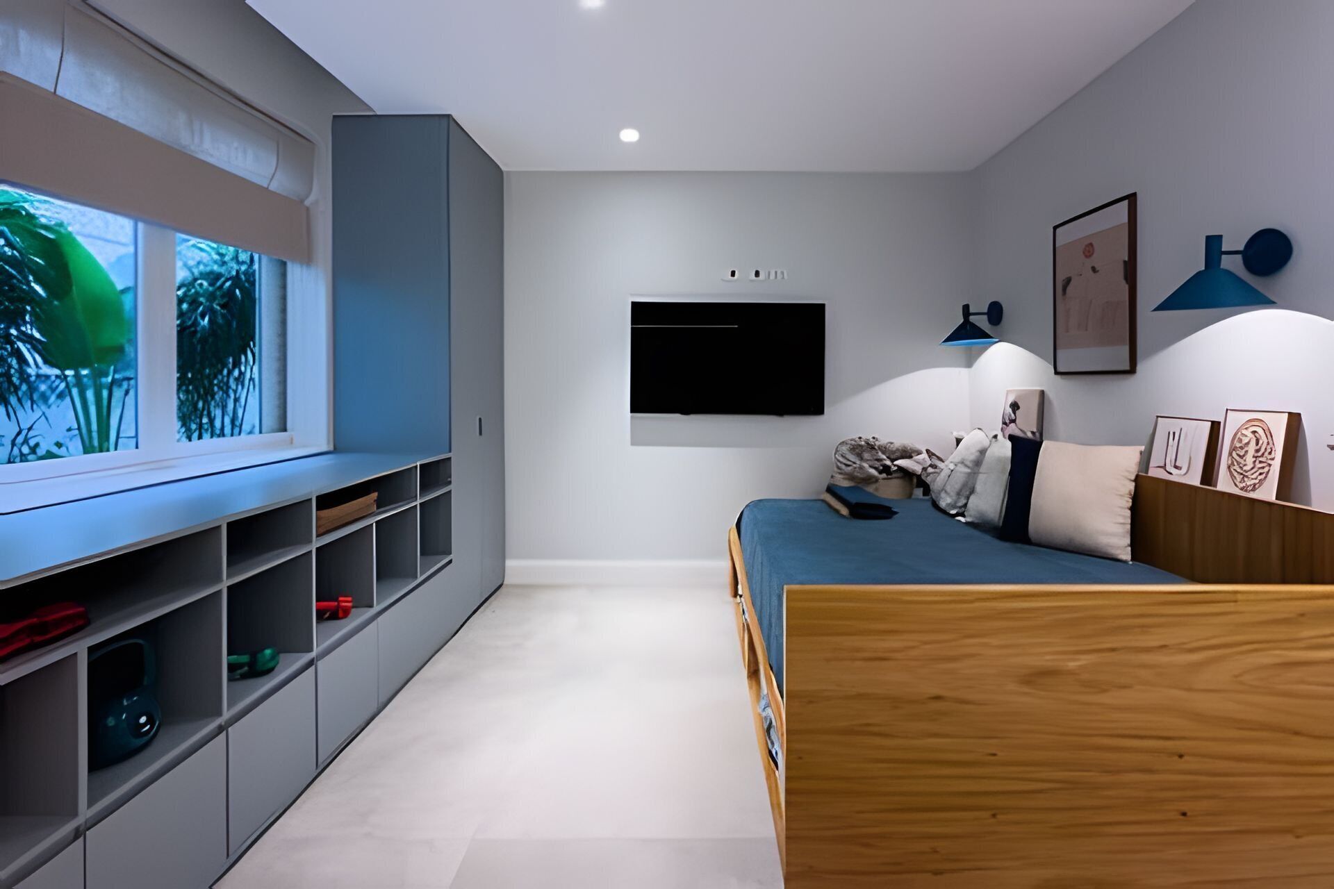 Leilighet – basic | Safe på rommet, blendingsgardiner og strykejern/-brett