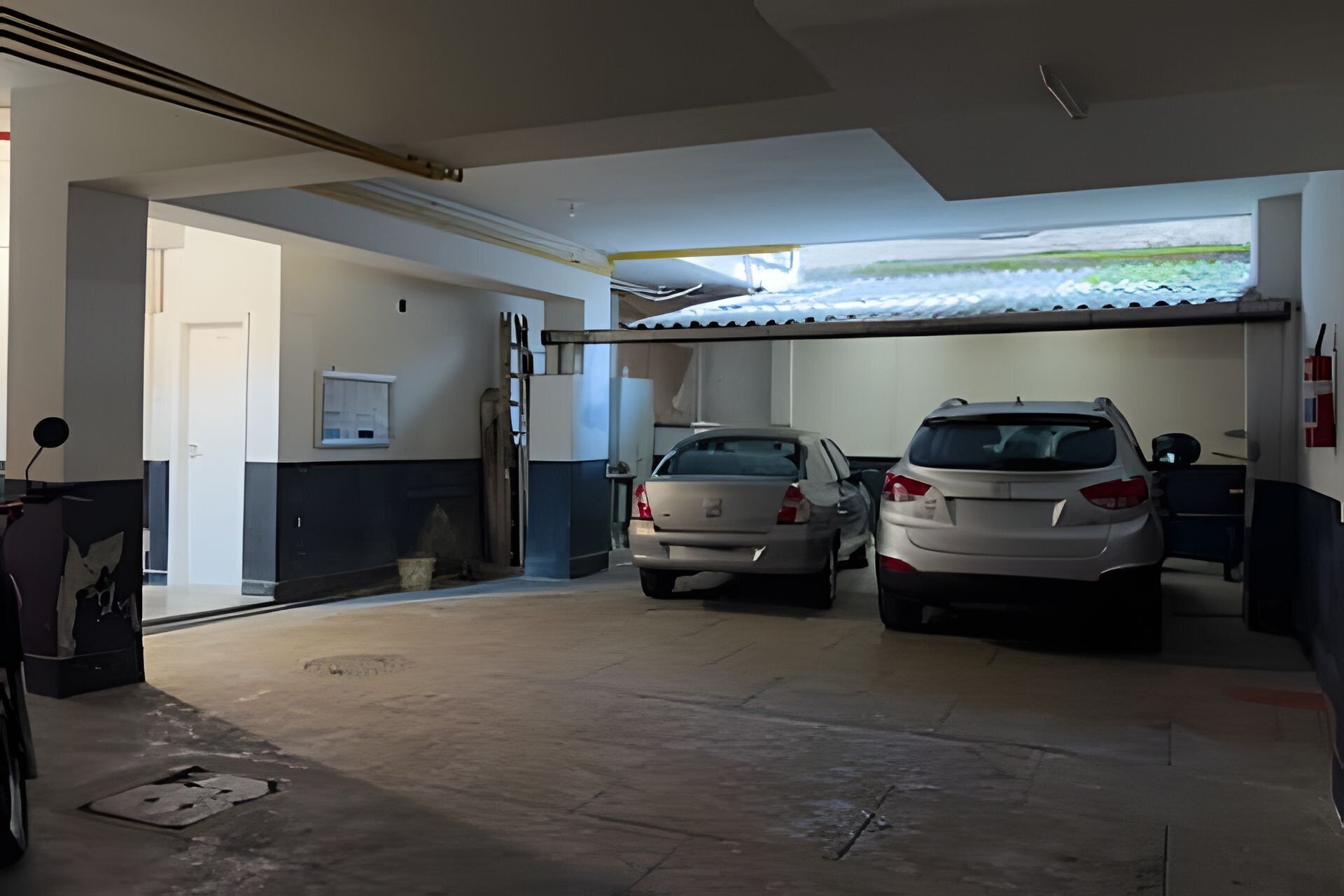 المنطقة المحيطة بالمنشأة