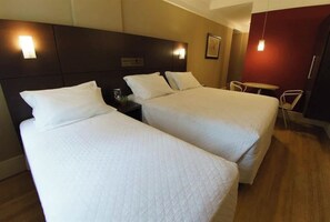 واي فاي مجانًا وملاءات أسرّة