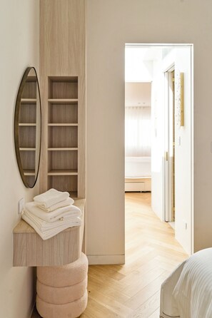 2 camere, ferro/asse da stiro, Wi-Fi gratuito, lenzuola