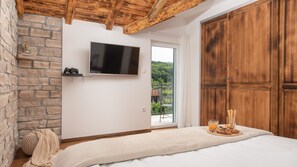 Strykejern/-brett, wi-fi (inkludert) og sengetøy