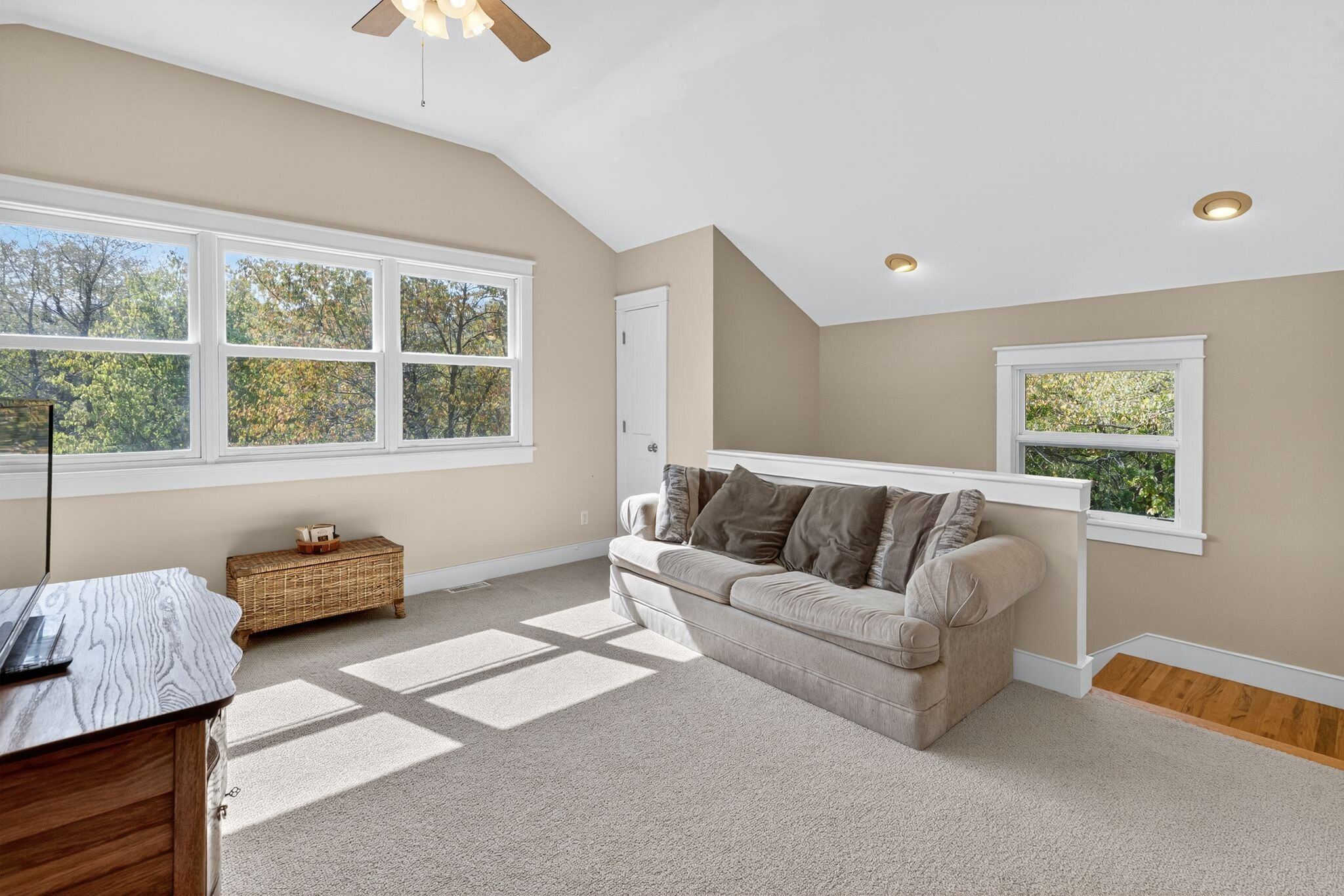 House, 4 Bedrooms | Living area | Smart TV, streaming services