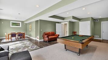 House, 4 Bedrooms | Games room