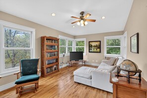 Hus - 4 soveværelser | Opholdsområde | Smart-tv, streamingtjenester