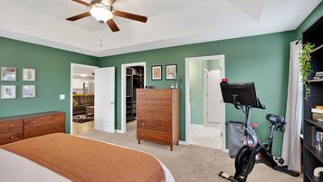 House, 3 Bedrooms | 3 bedrooms, laptop workspace, iron/ironing board, free WiFi