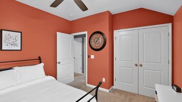 Rumah, 3 kamar tidur | 3 kamar tidur, ruang kerja ramah laptop, dan setrika/meja setrika