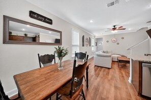 Duplex, 3 Bedrooms | Dining - Cozy 3br In Gated Community Near Jbsa & Seaworld 3 Bedroom Duplex (San Antonio)