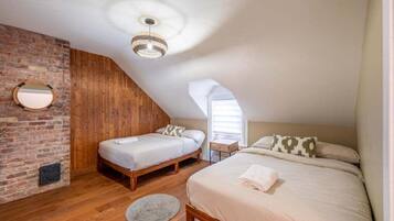 6 bedrooms, laptop workspace, iron/ironing board, free WiFi