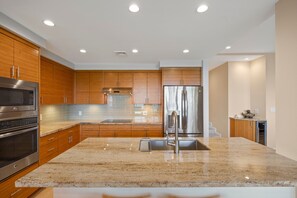 Condo, 2 Bedrooms | Private kitchen | Coffee/tea maker, fridge, oven, toaster - Makena Surf, #f-111 2 Bedroom Condo (Kihei)
